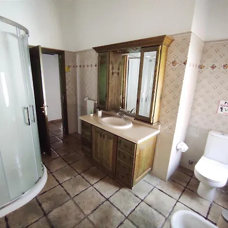 Cercado Del Medio, Con Piscina Privada 别墅 *